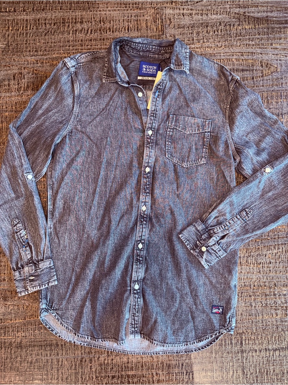 Men’s medium Scotch & Soda Amsterdam Washed Denim Button-Up Shirt – NWT